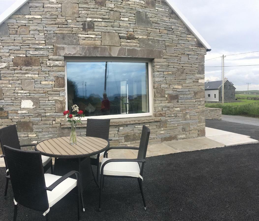 Conway'S Cottage With Sea View Nestling By Cliffs-Of-Moher Liscannor Exterior foto
