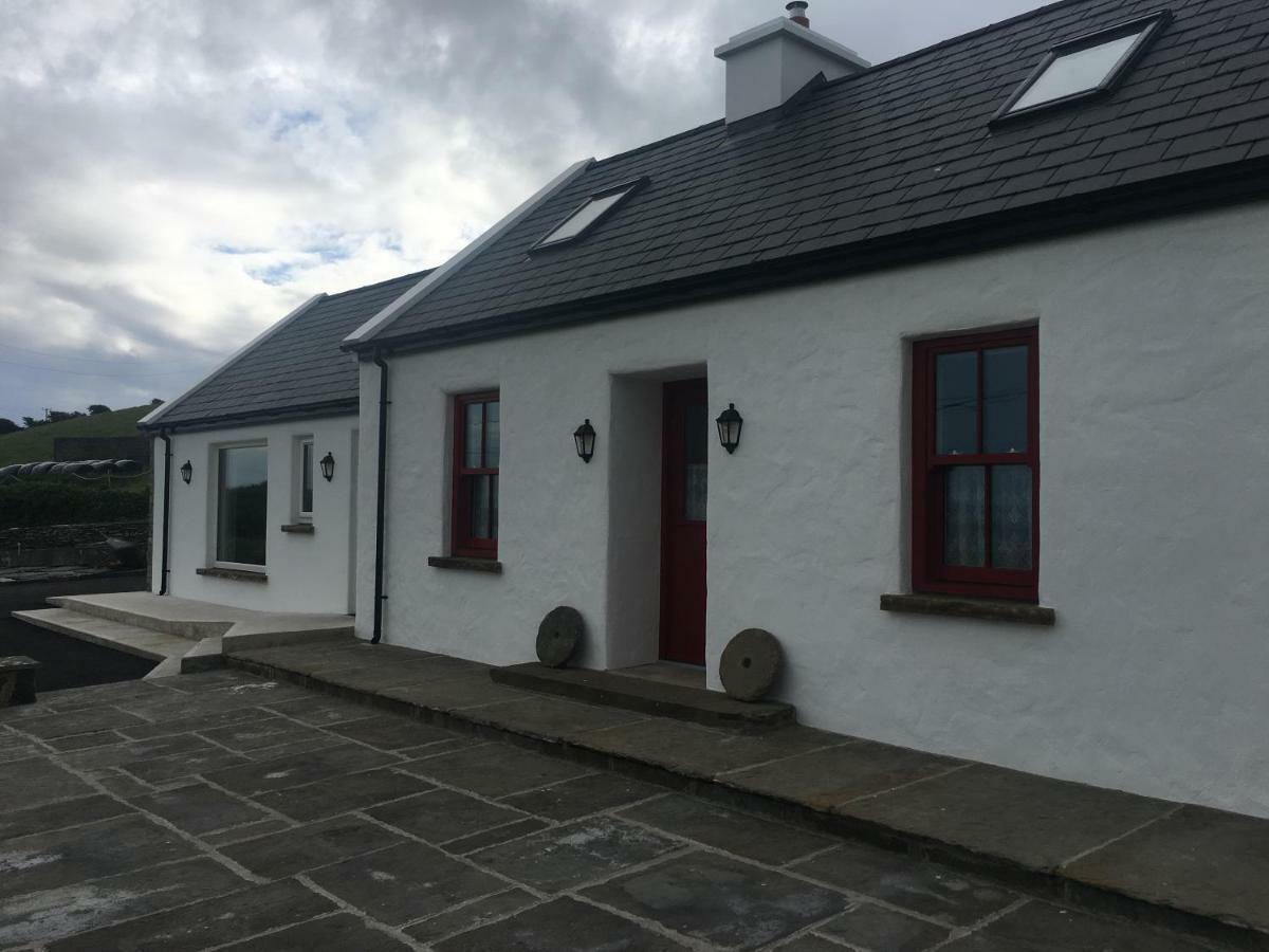 Conway'S Cottage With Sea View Nestling By Cliffs-Of-Moher Liscannor Exterior foto